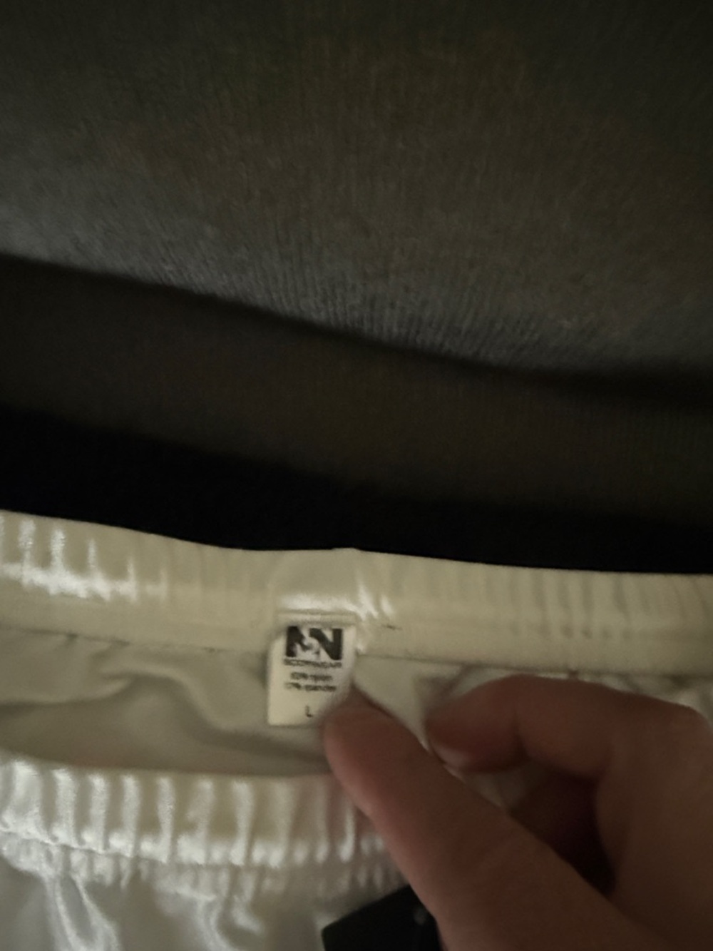 White N2N Riders Shorts with Rainbow Logo size large - Picture 3 of 3